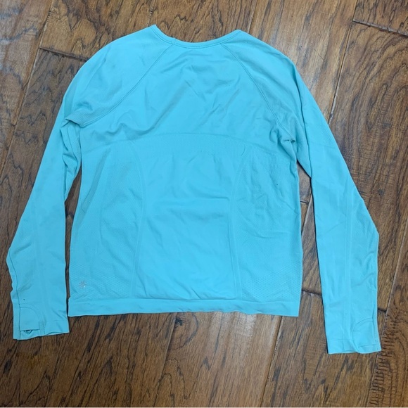 Athleta own your power athletic shirt - Picture 3 of 4